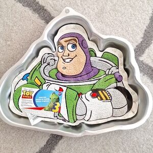 Toy Story Buzz Lightyear Pixar Disney Wilton Cake Pan